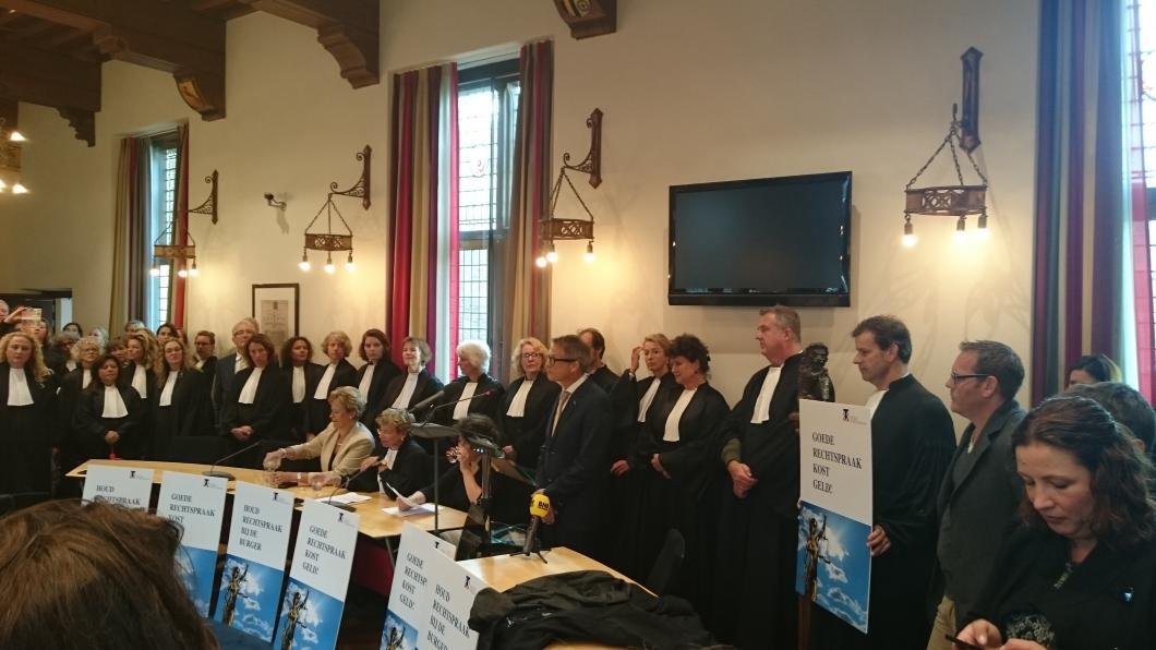 Rechtbank demonstreert